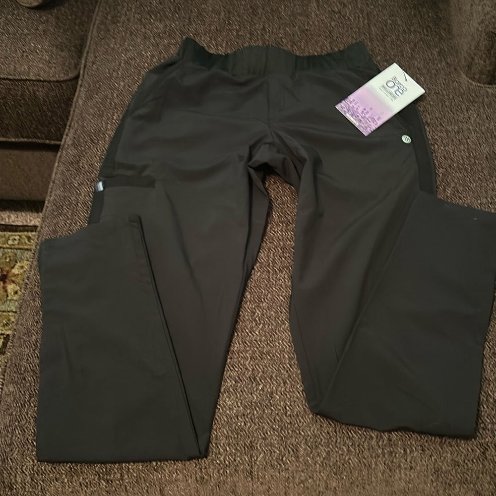 NWT XXS Barco, one scrub pant straight leg with zipper on legs. Black